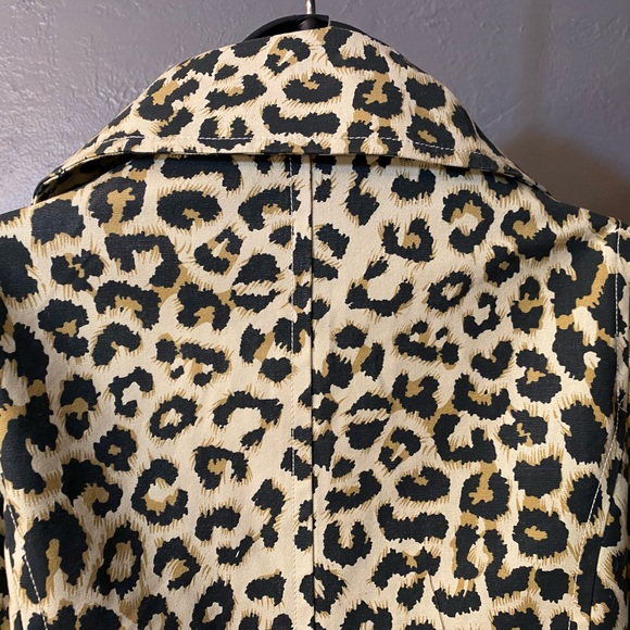 PRIORITIES Leopard Print Jacket - Picture 7 of 16